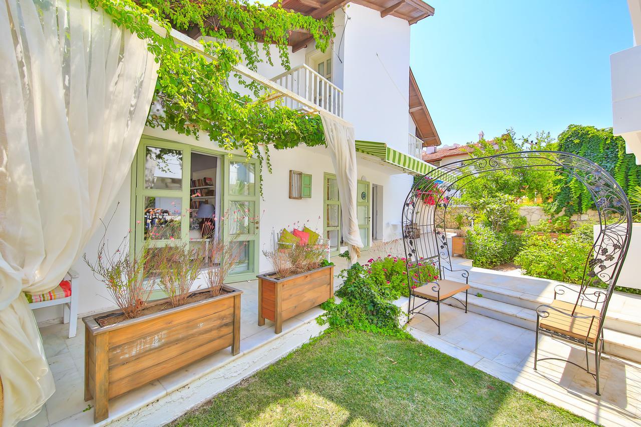 Palas Ilica Çeşme Extérieur photo